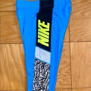 Women’s Nike Leggings!